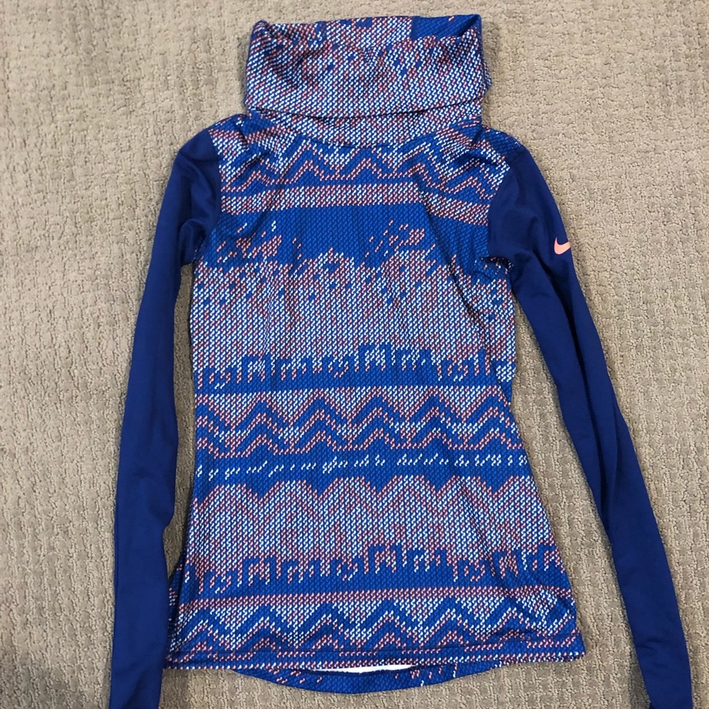 Nike Women’s Dri-Fit Turtleneck